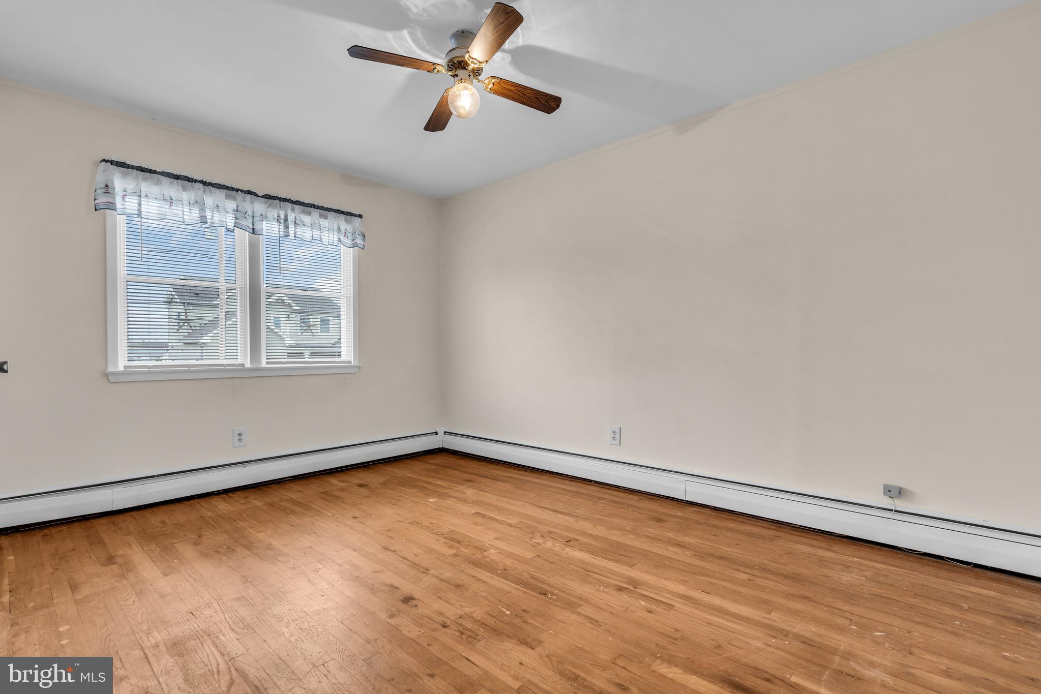 220 MONTCLAIR ROAD S