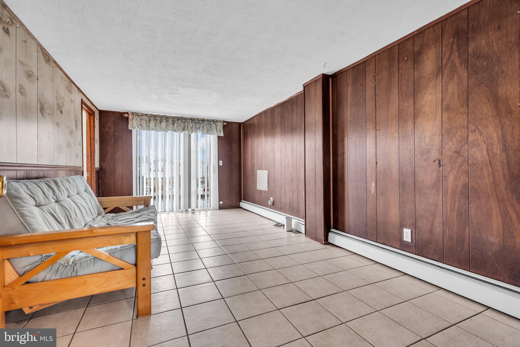 220 MONTCLAIR ROAD S