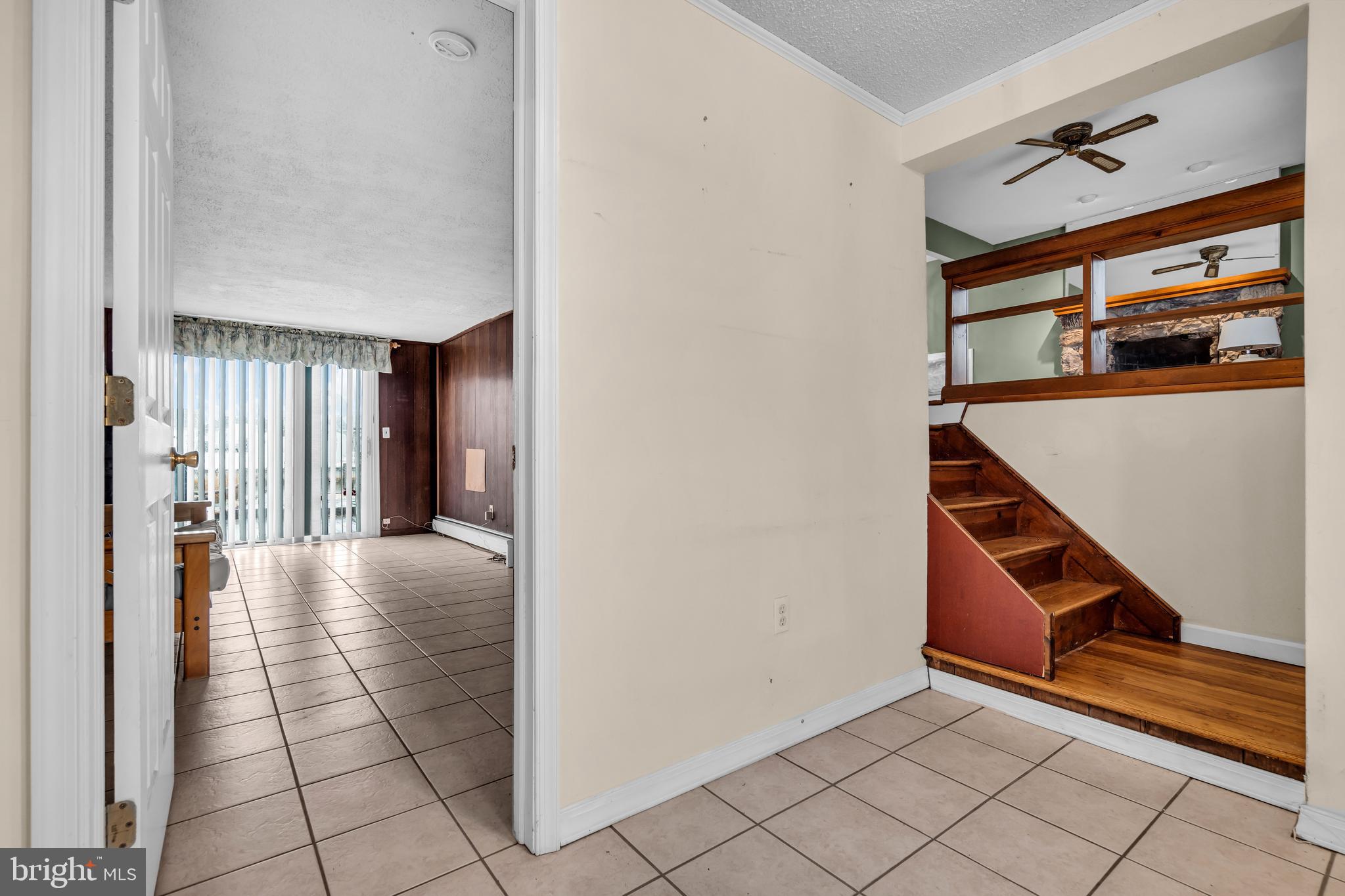 220 MONTCLAIR ROAD S