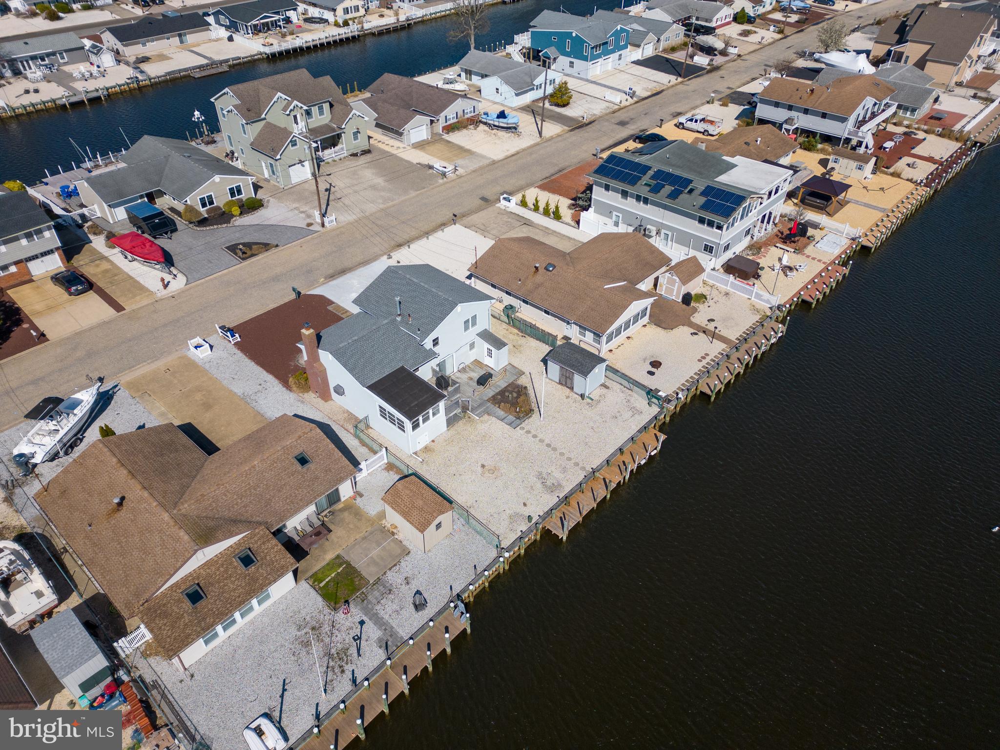 220 MONTCLAIR ROAD S