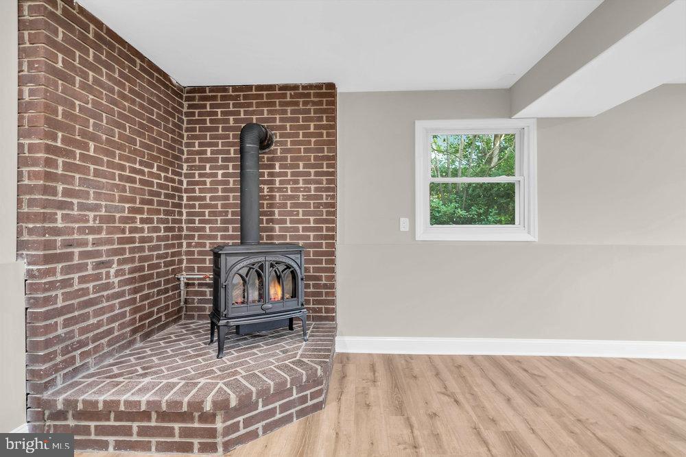 201 PHEASANT HOLLOW DRIVE