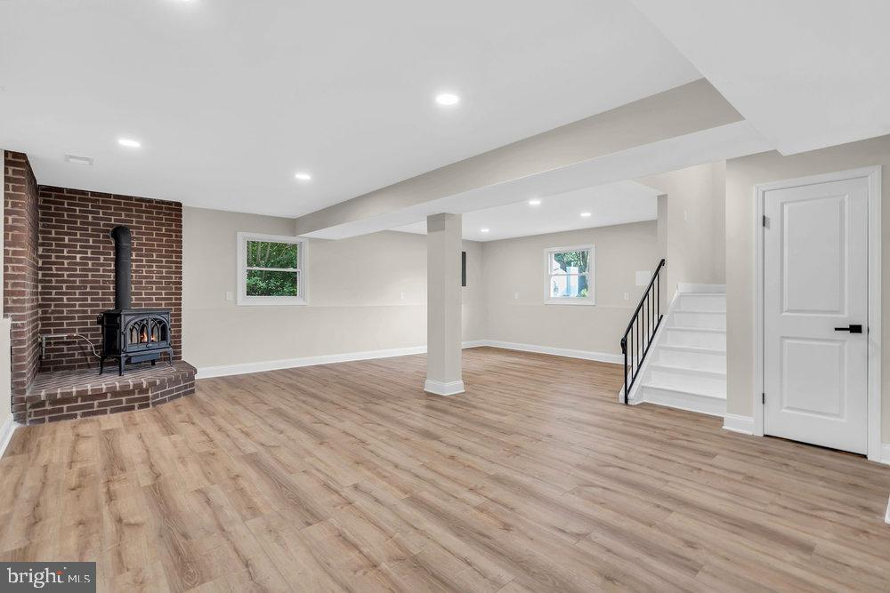 201 PHEASANT HOLLOW DRIVE