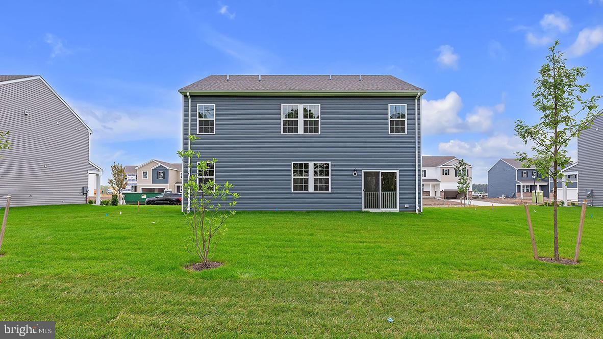 7 DAHLIA COURT
