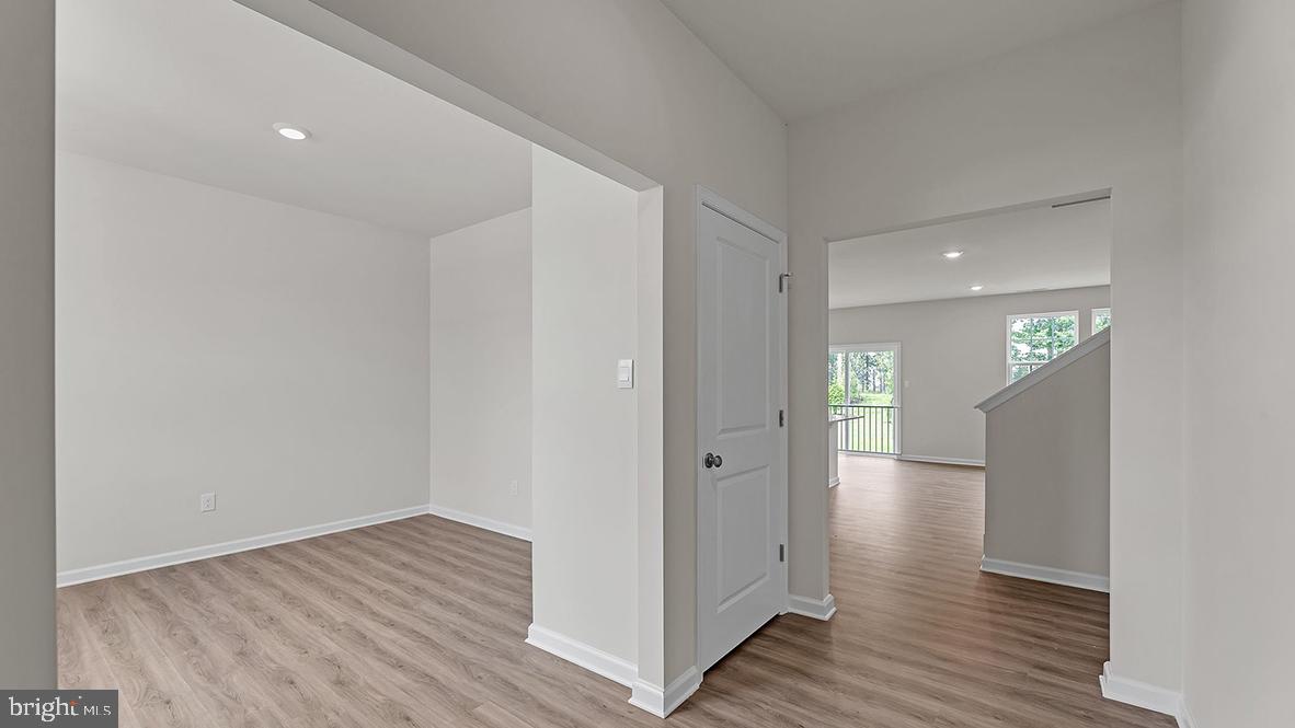 7 DAHLIA COURT