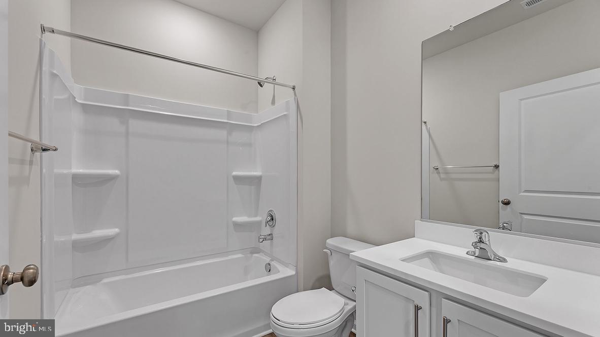 7 DAHLIA COURT