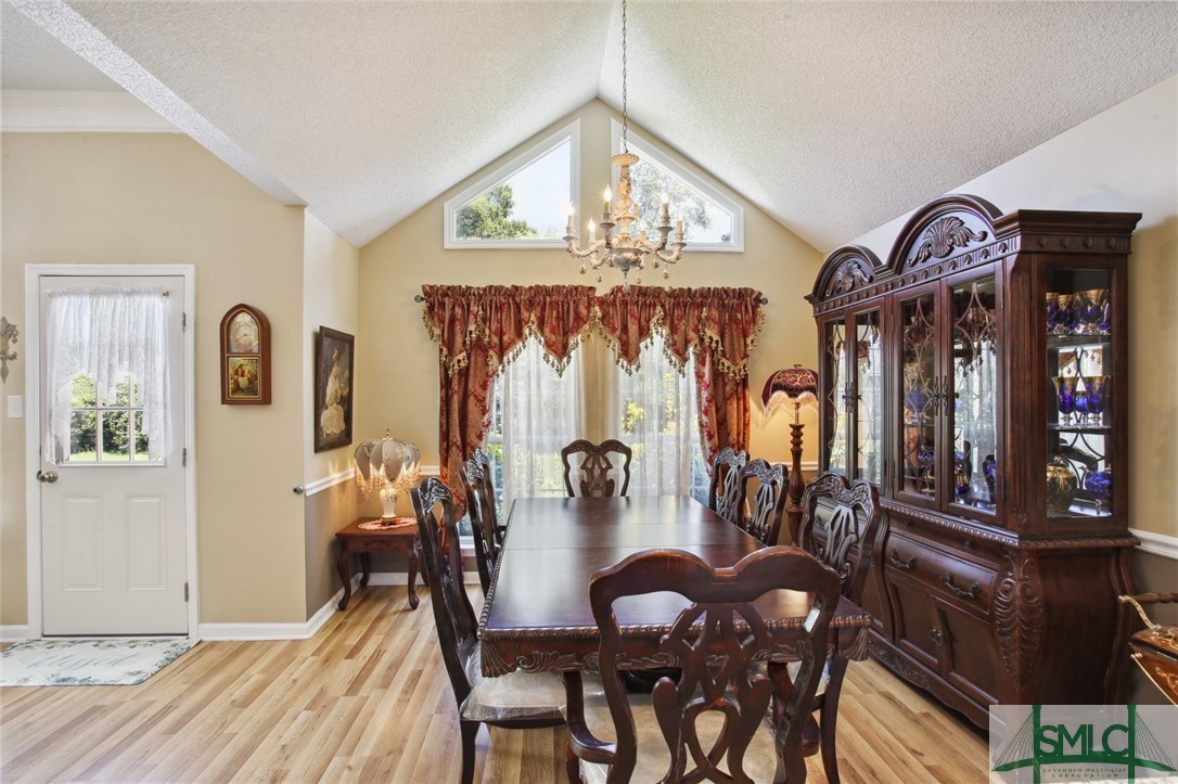 8 Bellingrath Court