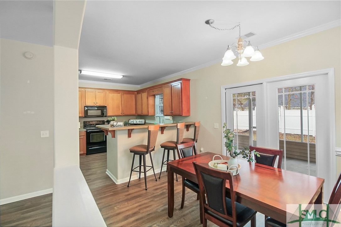 100 Summer Hill Way
