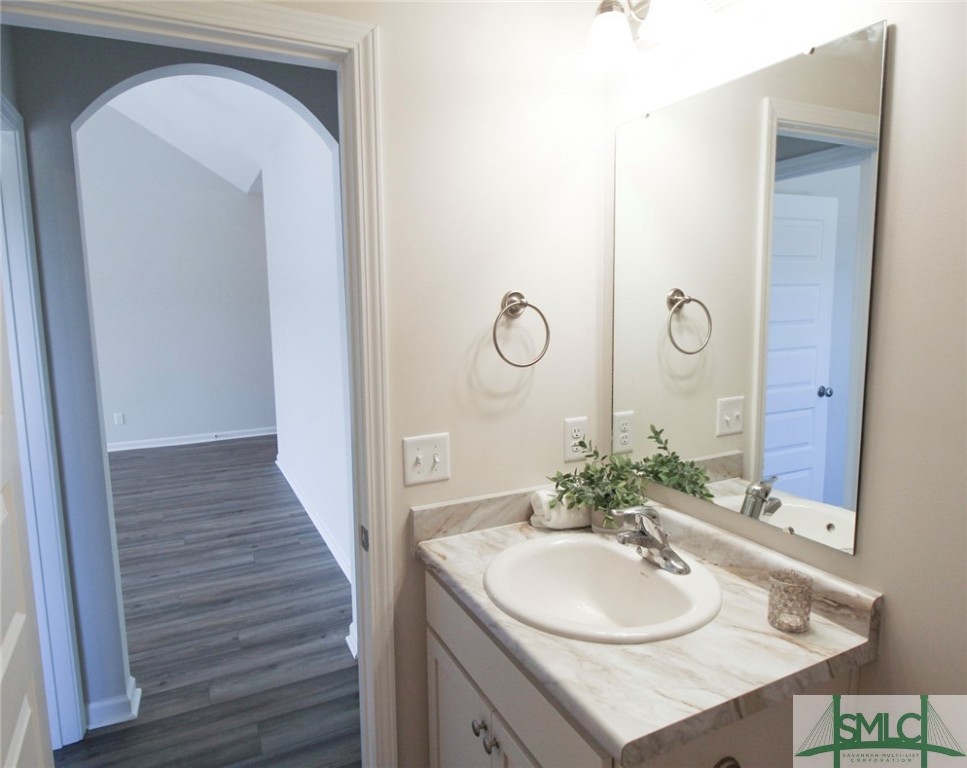 1712 Arnold Drive SE