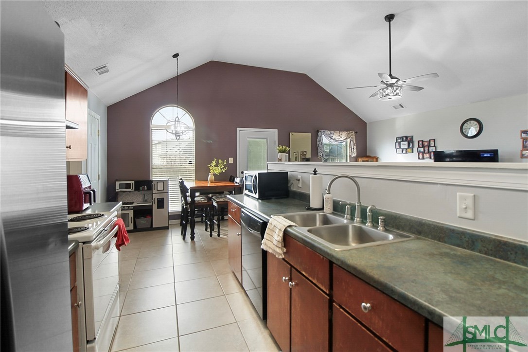 50 Dianne Mackenzie Way