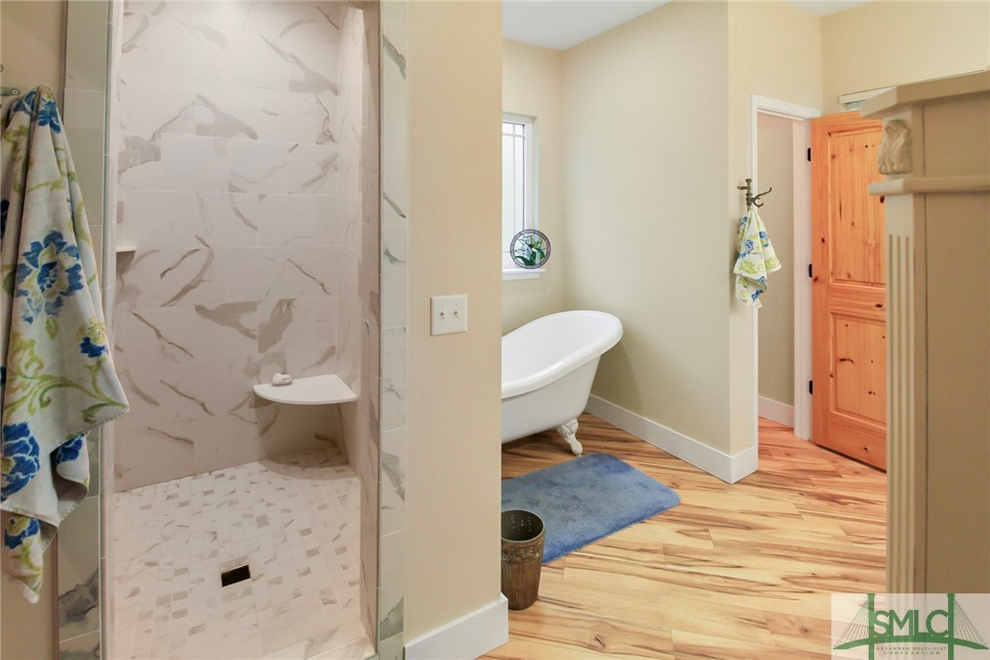 310 Willow Oak Court