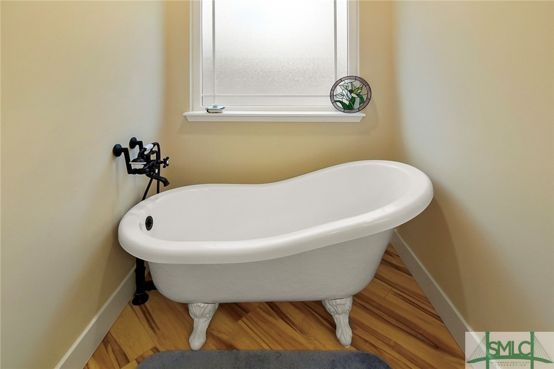 310 Willow Oak Court