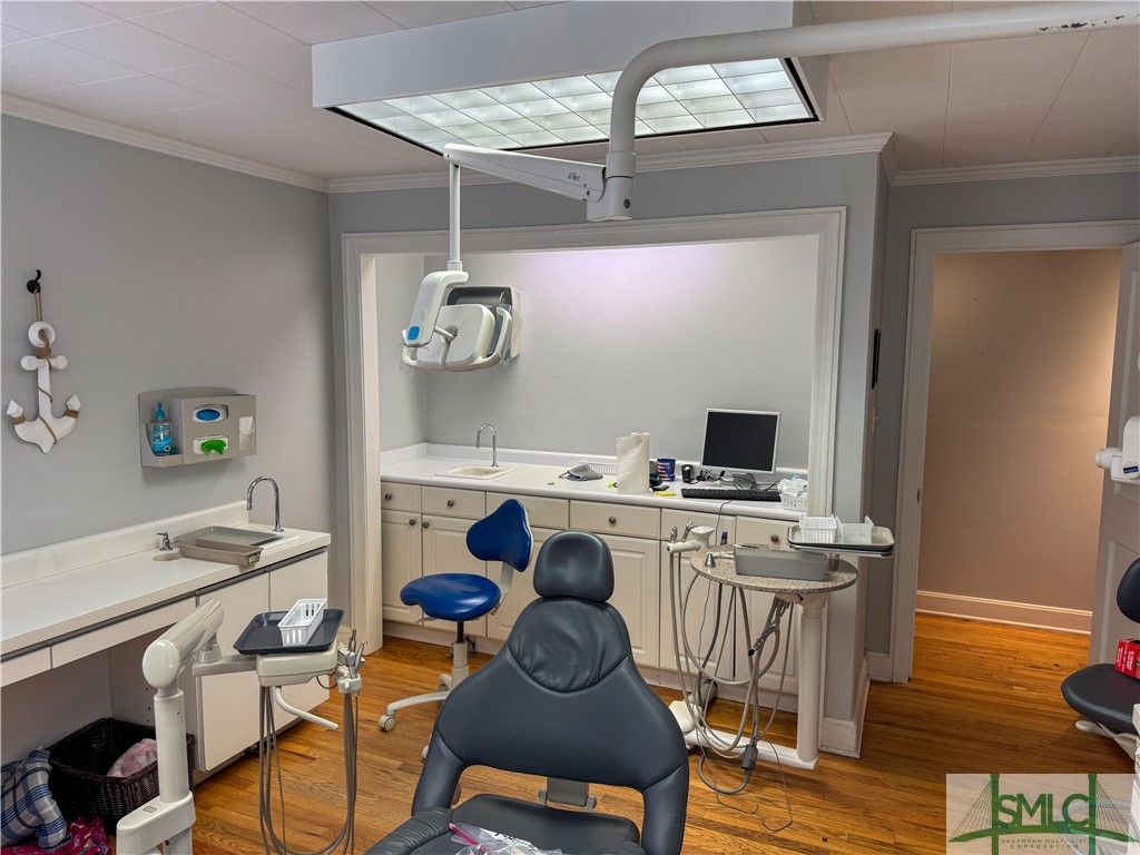 1102 N Columbia (HWY 21) Avenue