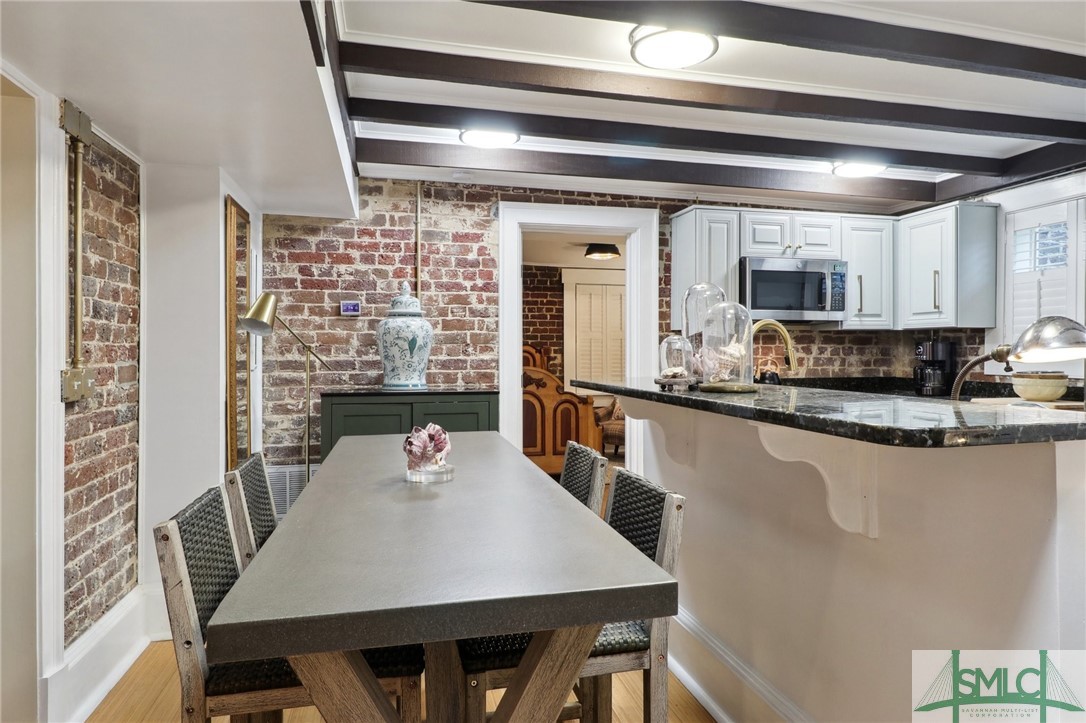 230 Habersham Street 1