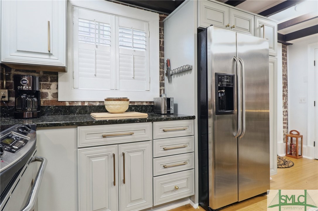 230 Habersham Street 1