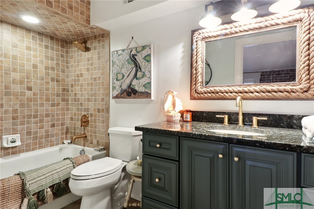 230 Habersham Street 1