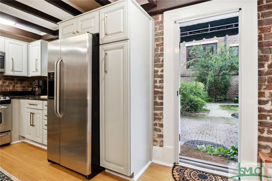 230 Habersham Street 1