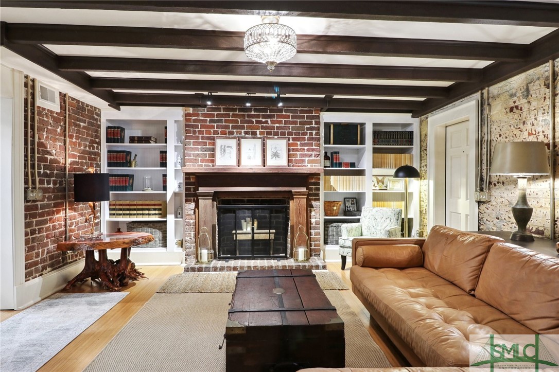 230 Habersham Street 1