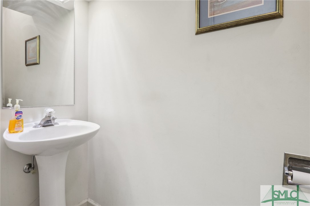 310 Eisenhower Drive 3