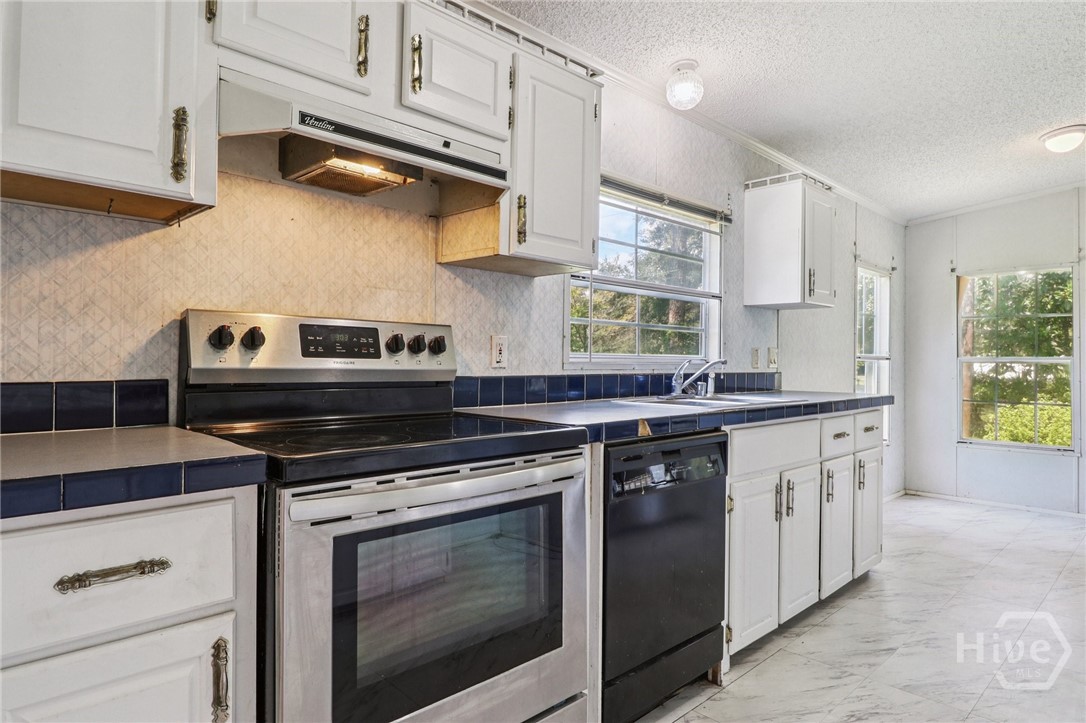884 Ziegler Road