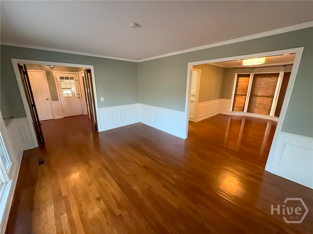 205 Amberwood Drive E