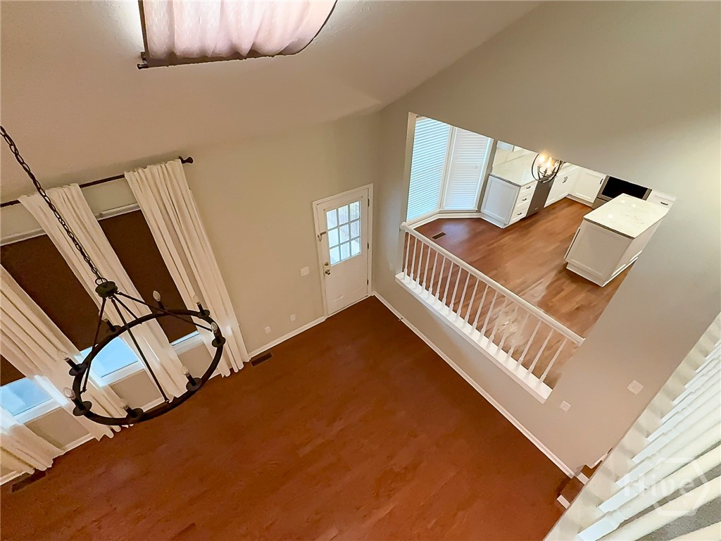 205 Amberwood Drive E