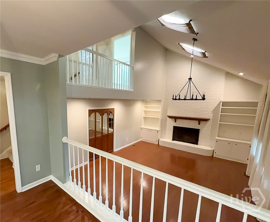 205 Amberwood Drive E