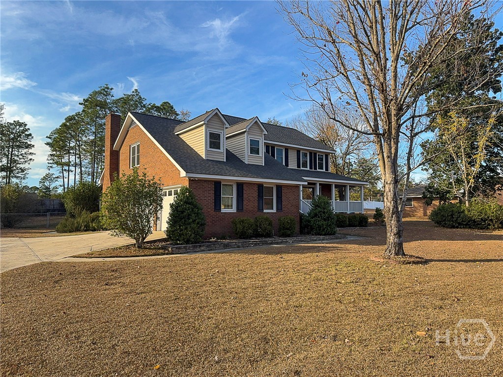 205 Amberwood Drive E