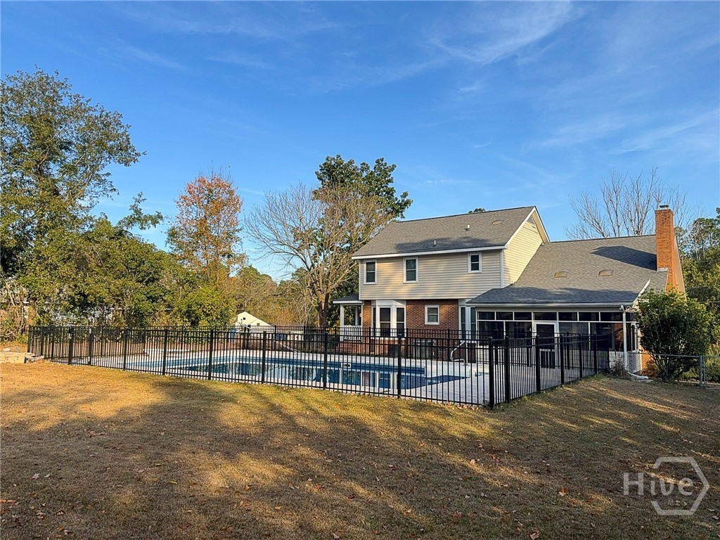 205 Amberwood Drive E