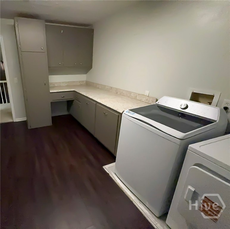 205 Amberwood Drive E