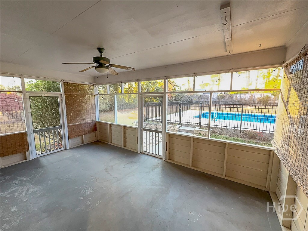 205 Amberwood Drive E