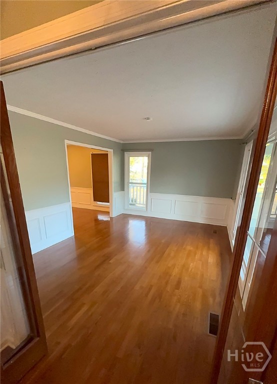 205 Amberwood Drive E