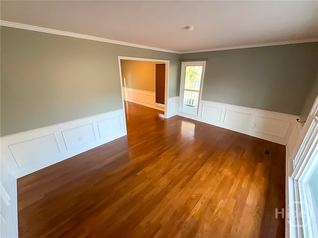 205 Amberwood Drive E