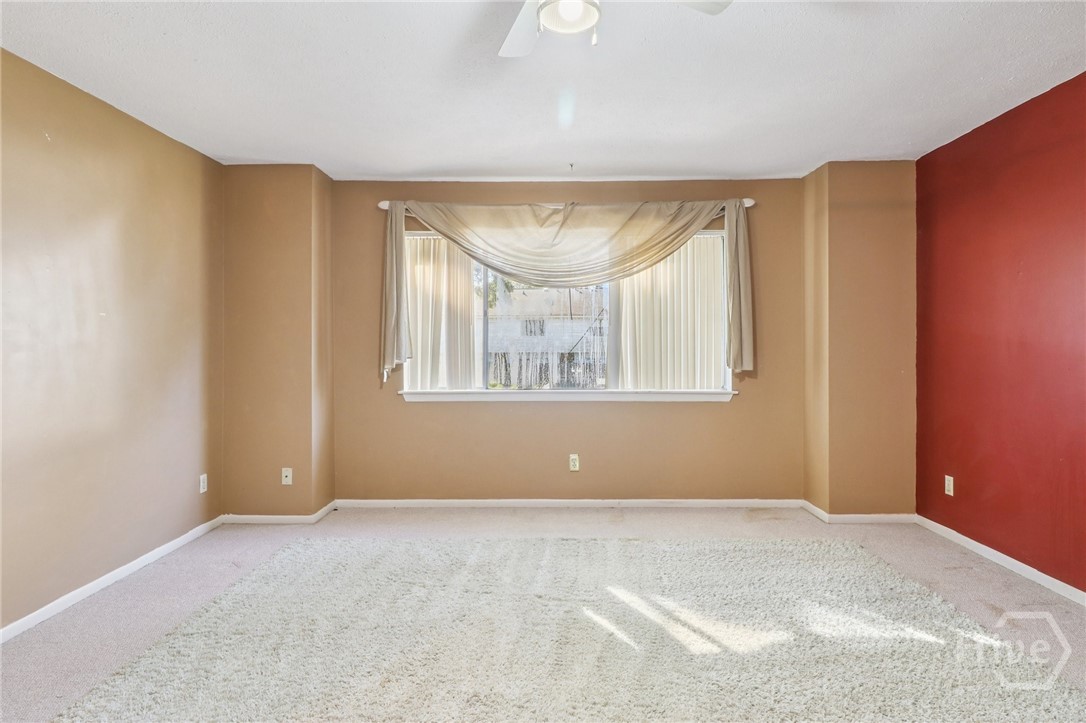 56 Knollwood Circle