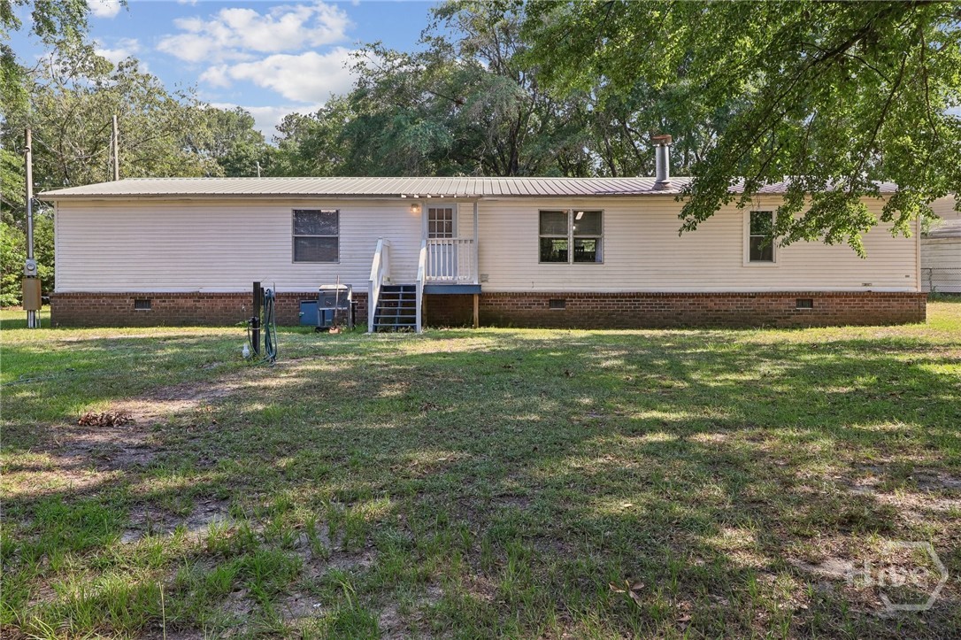 124 Edgewater Drive
