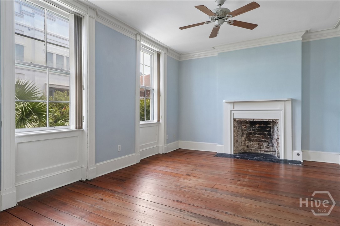 227 W Broughton Street 3