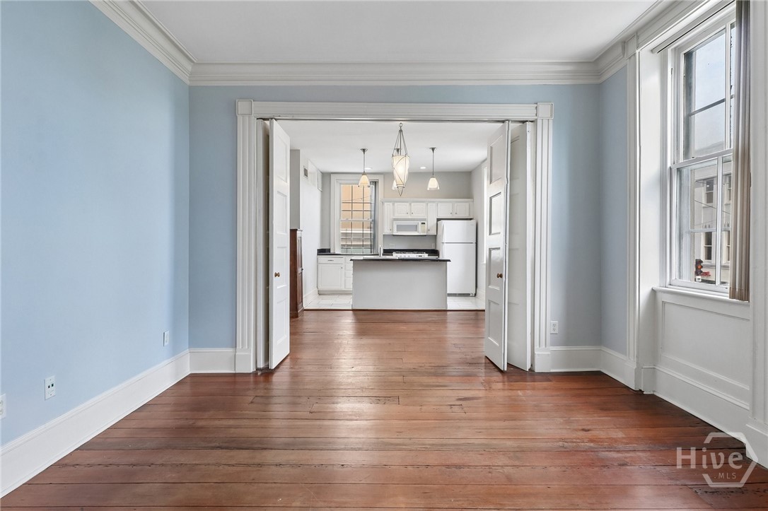 227 W Broughton Street 3