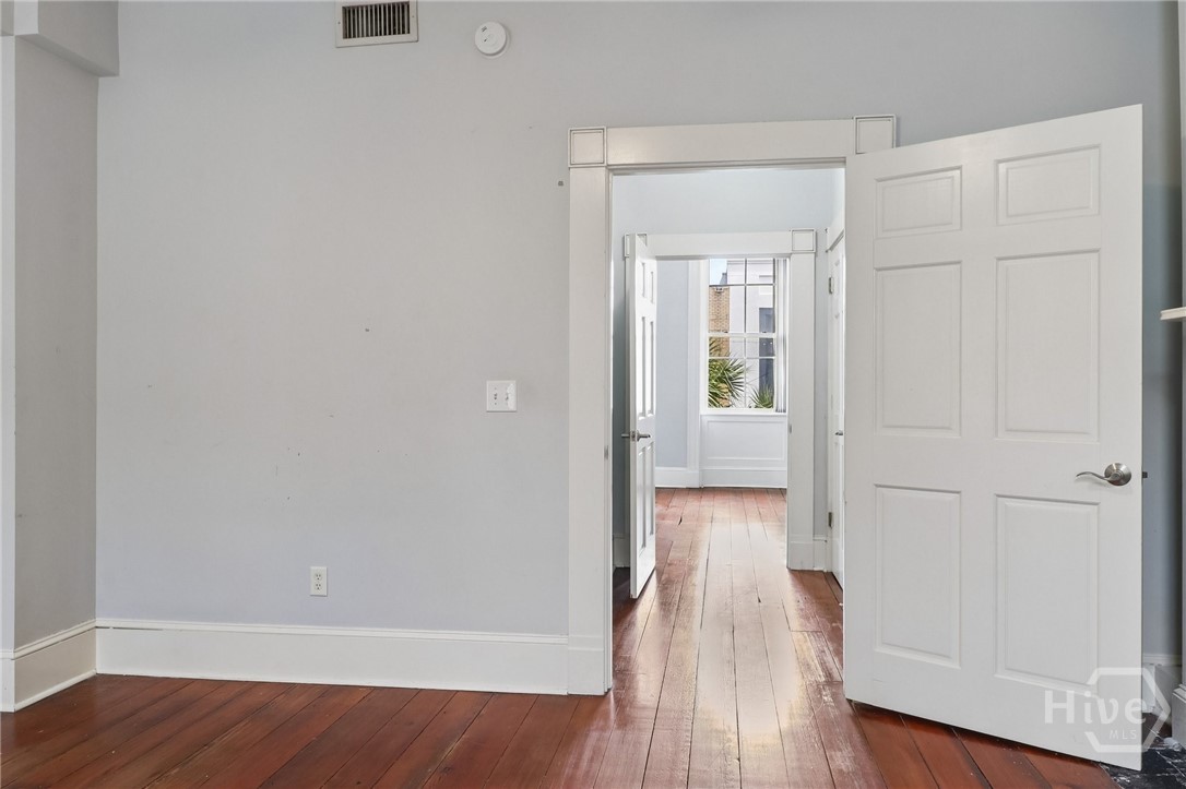 227 W Broughton Street 3