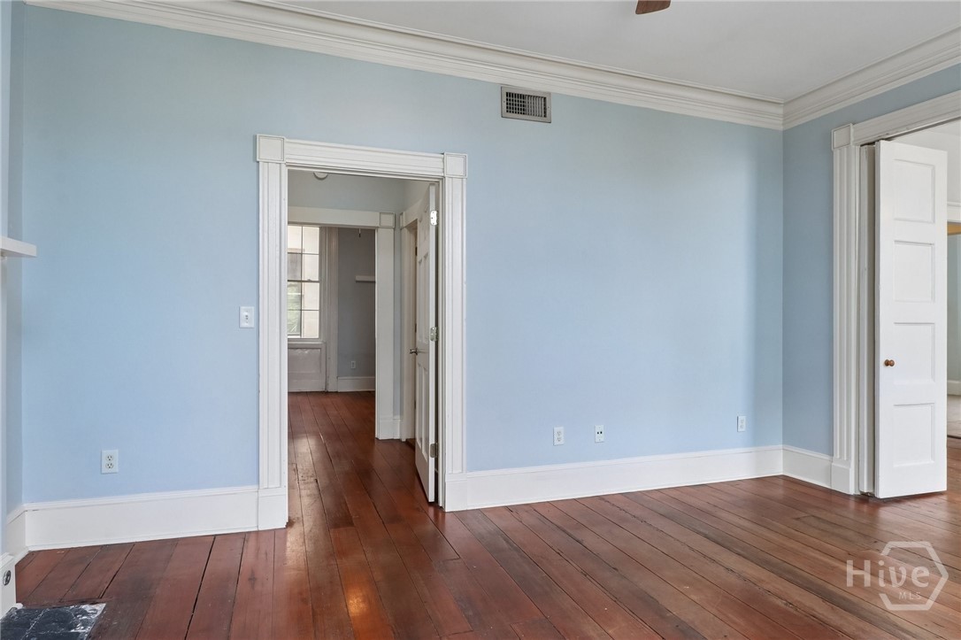 227 W Broughton Street 3