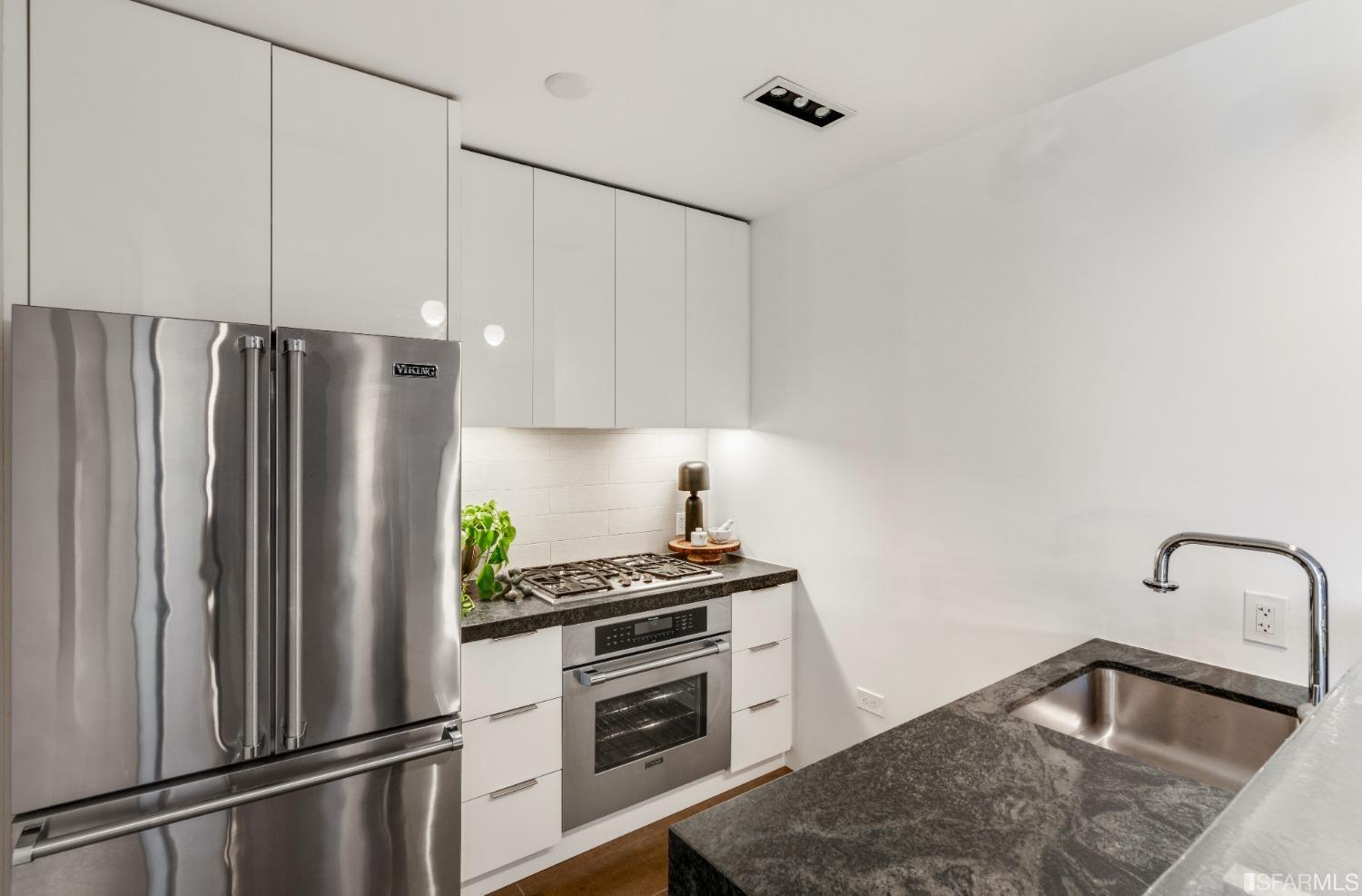 6 Mint Plaza Unit: 701A