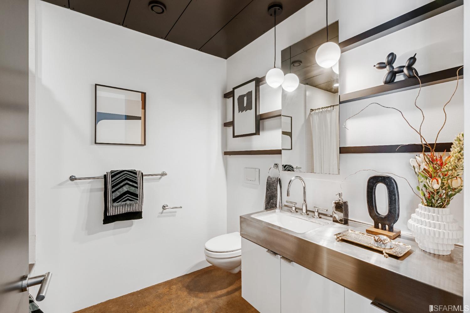 6 Mint Plaza Unit: 701A