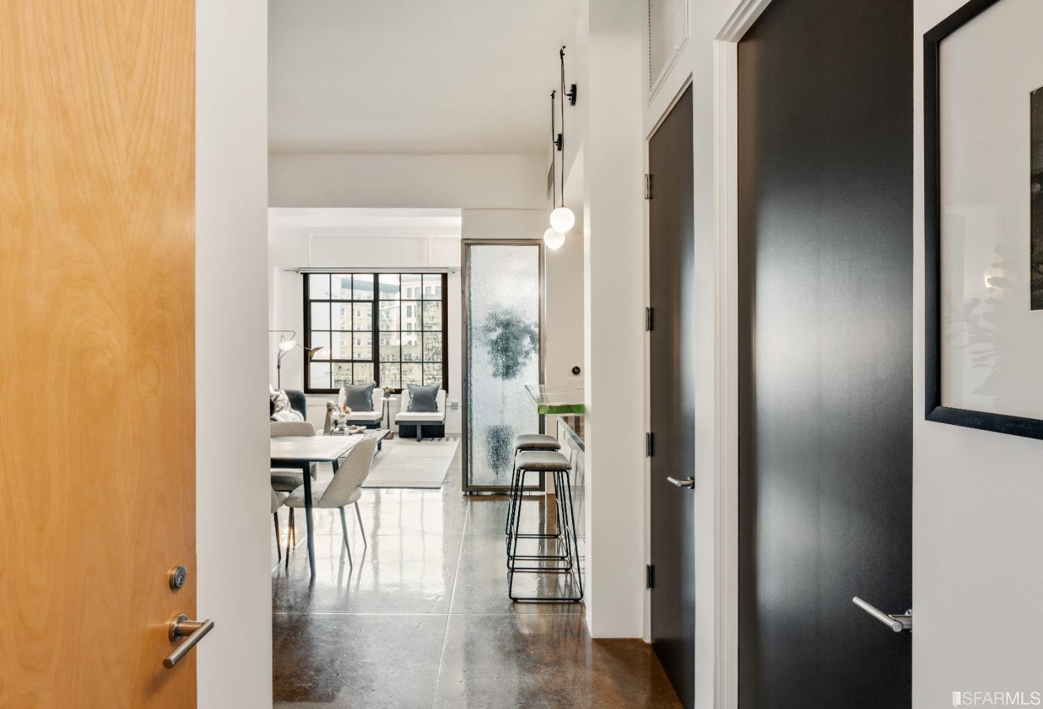 6 Mint Plaza Unit: 701A