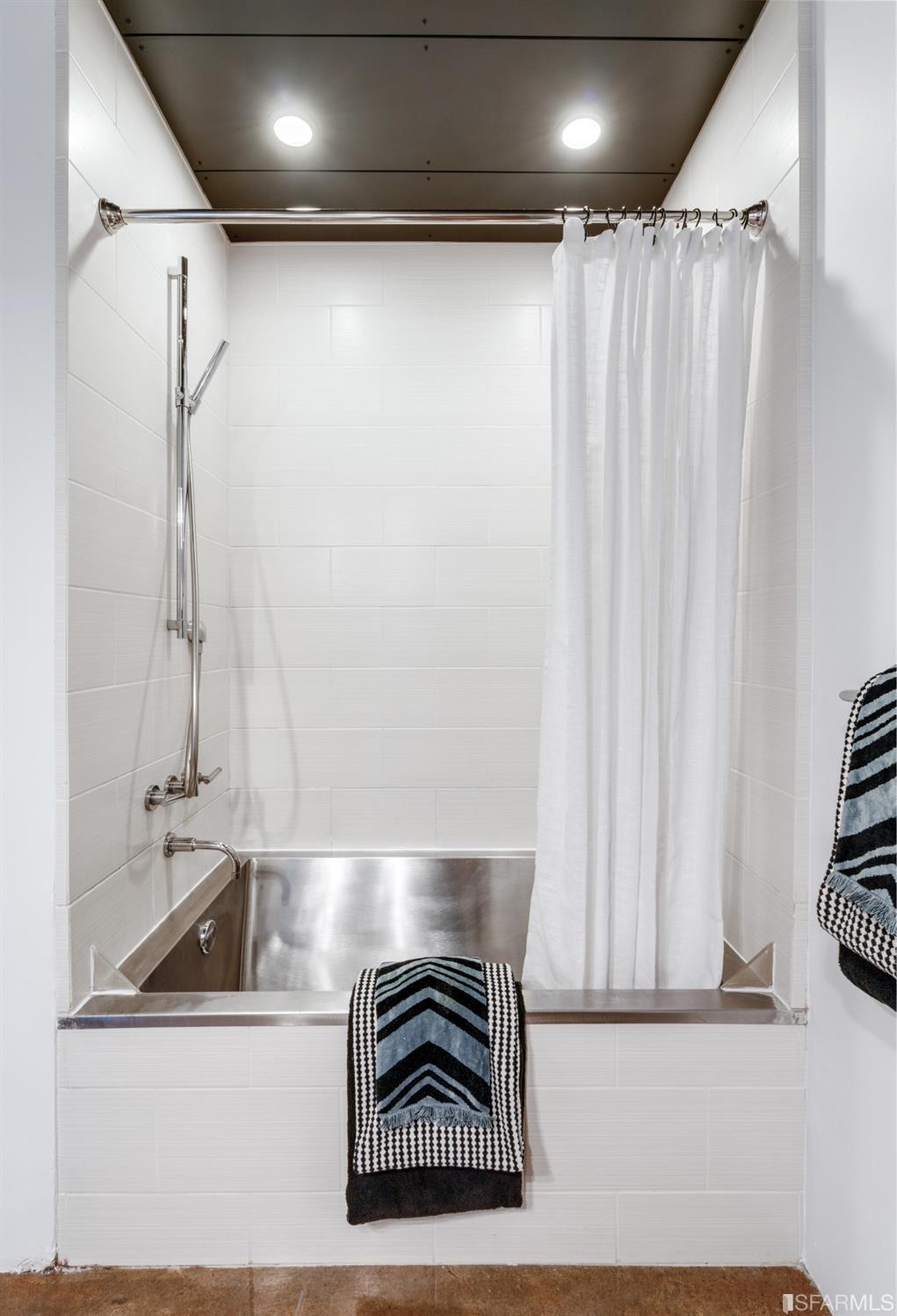 6 Mint Plaza Unit: 701A