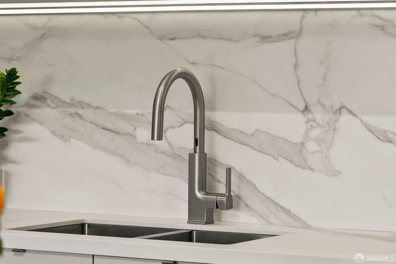 400 Grove Street Unit: 401