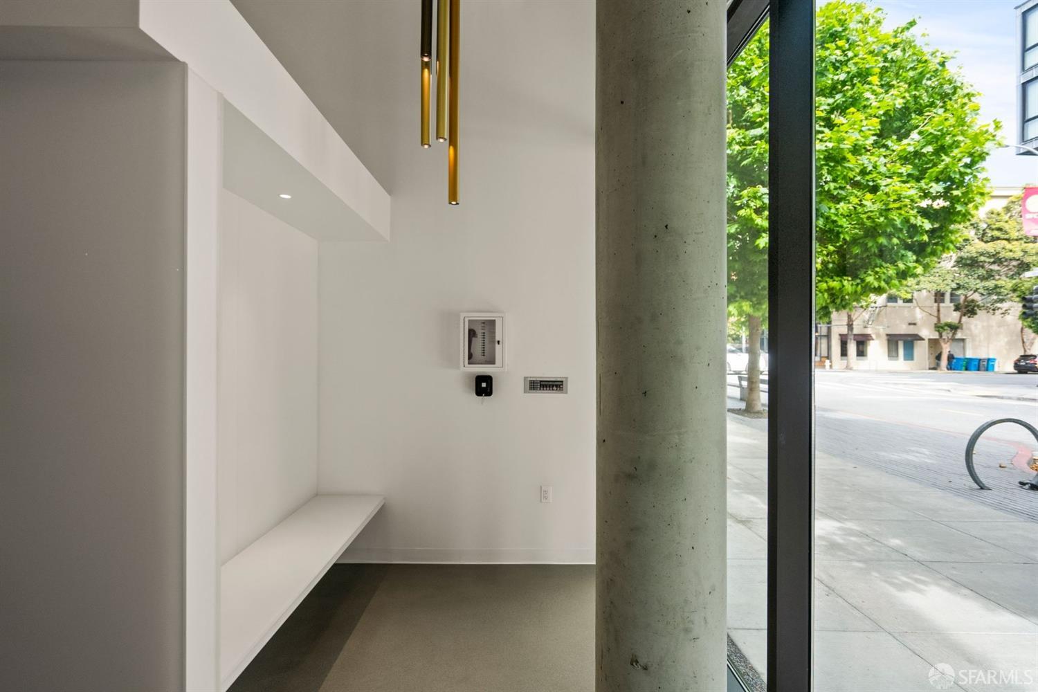 400 Grove Street Unit: 401