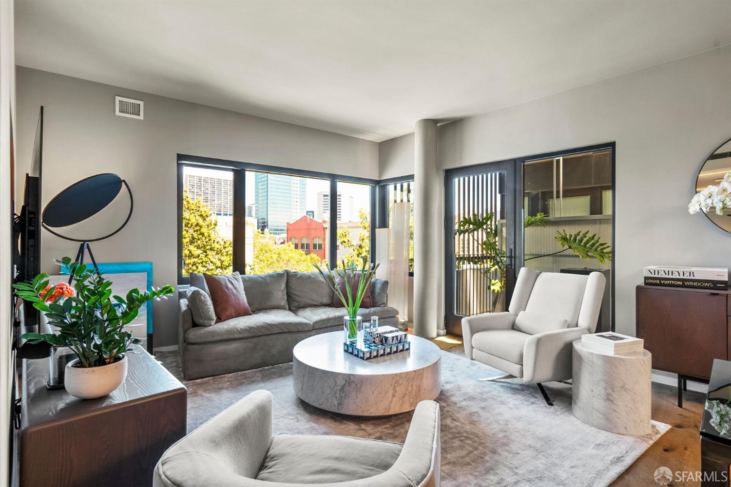 400 Grove Street Unit: 401