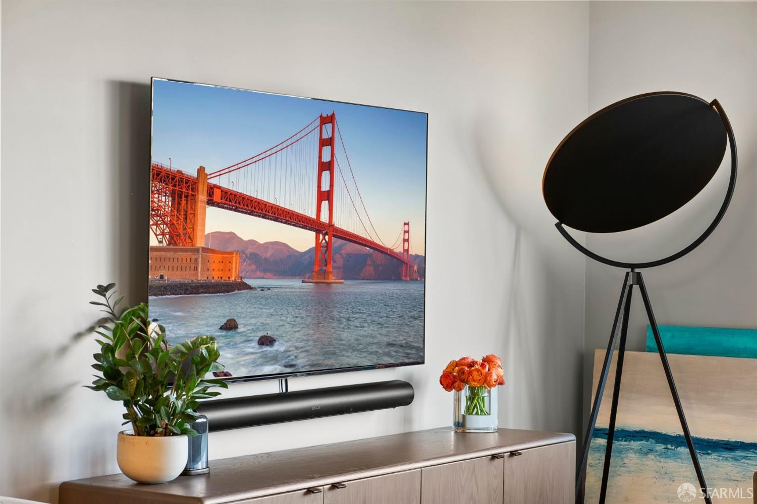 400 Grove Street Unit: 401