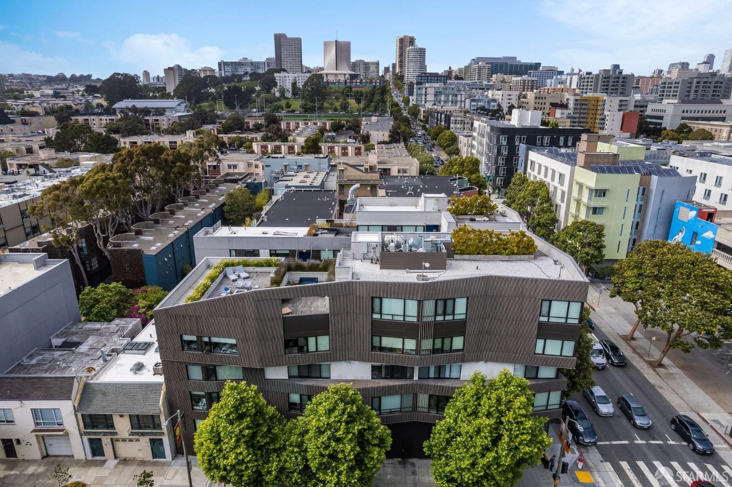 400 Grove Street Unit: 401