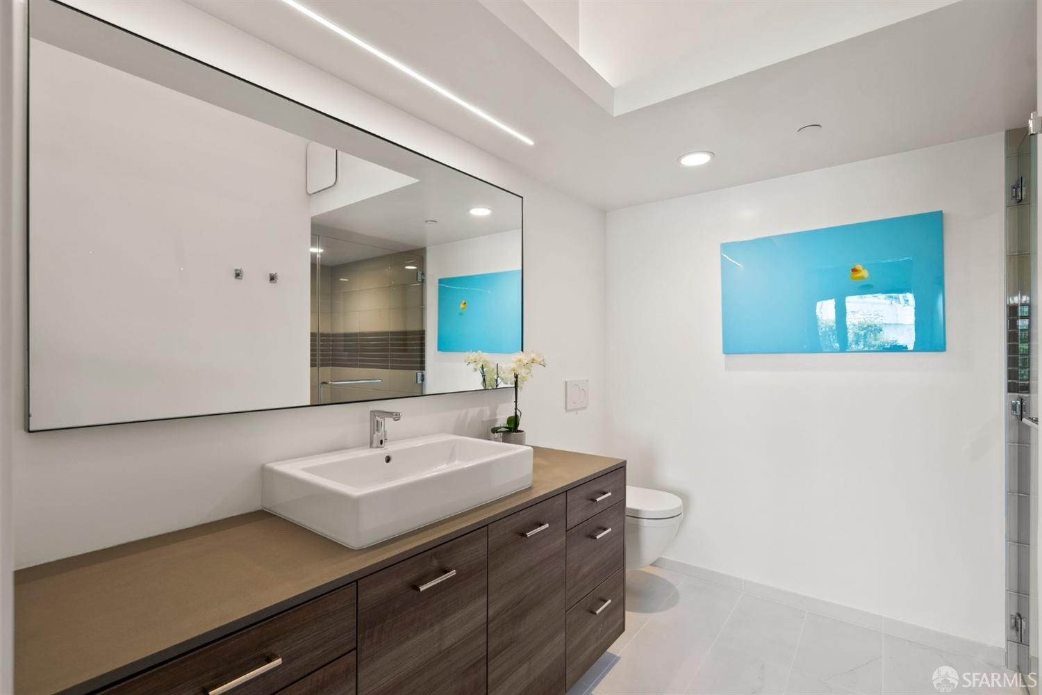 400 Grove Street Unit: 401