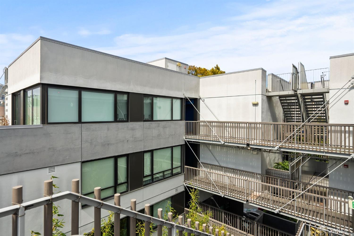 400 Grove Street Unit: 401