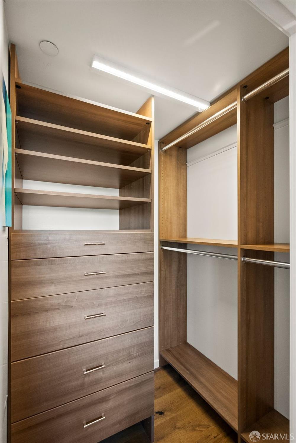 400 Grove Street Unit: 401